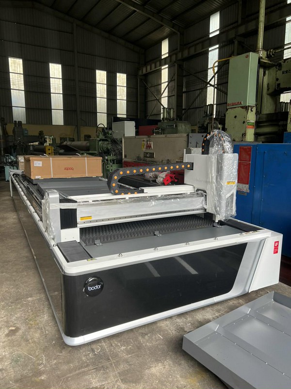 Máy Gia Công Tấm