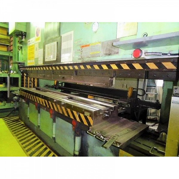 Máy Gia Công Tấm